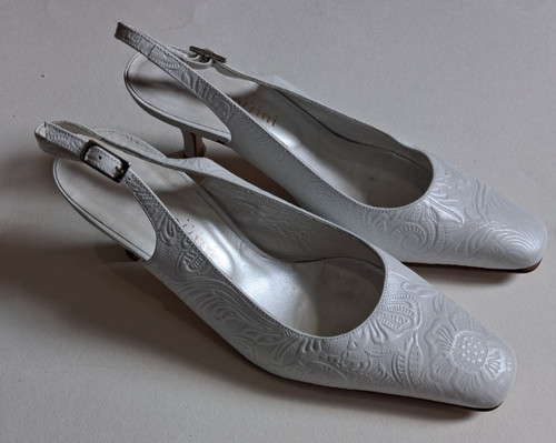 Capollini white embossed