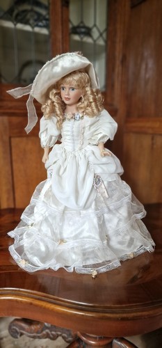 Beautiful tall white dress - beautiful, tall,