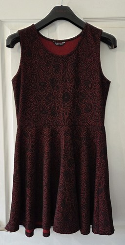 Select red black - select, sleeveless