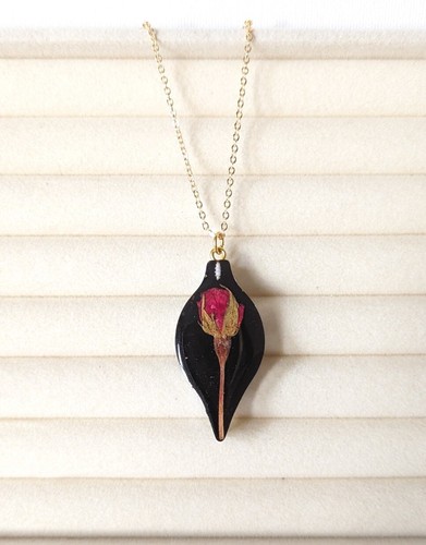 Handmade red rose resin - handmade,