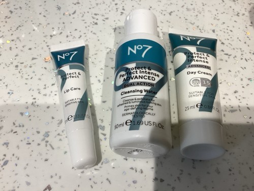 No7 protect perfect trio - &,