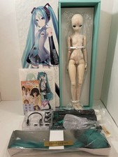 VOLKS Dollfie Dream DD Hatsune