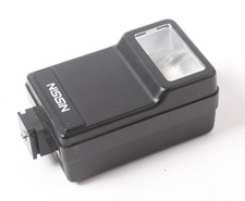 Nissin 18M Flash Unit (Tested