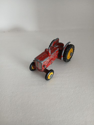 Corgi juniors volvo tractor - bm,