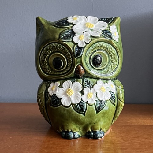 Vintage green pottery owl - green,