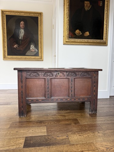 Antique 17th century panelled - 17th,