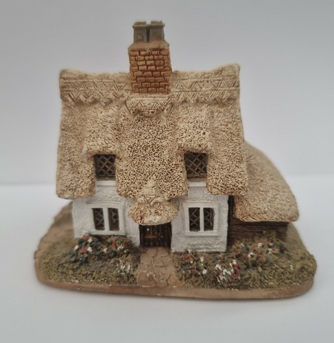 Clare cottage lilliput lane - clare,