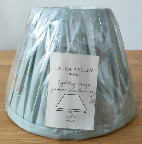 Laura ashley candle clip - ashley, 6.5"