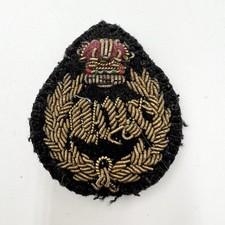 Genuine QE2 Queens Bays 2nd Dragoon Guards Officers Bullion Beret Badge