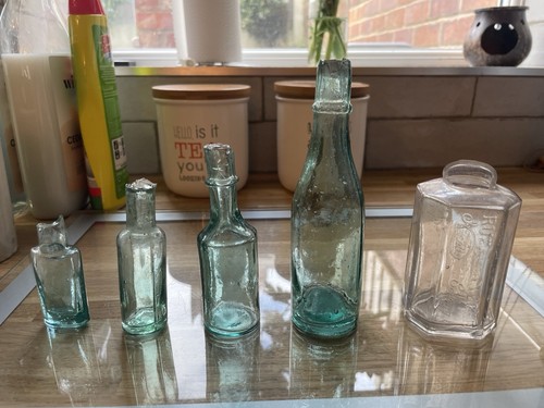 Antique bottles all defective - all,