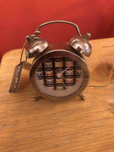Camper van alarm clock - alarm,