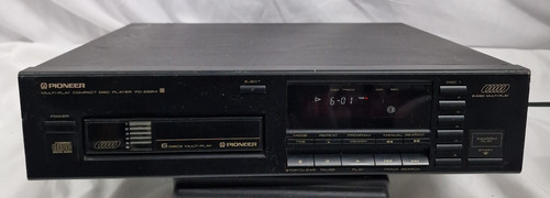 Pioneer compact disc player - compact,