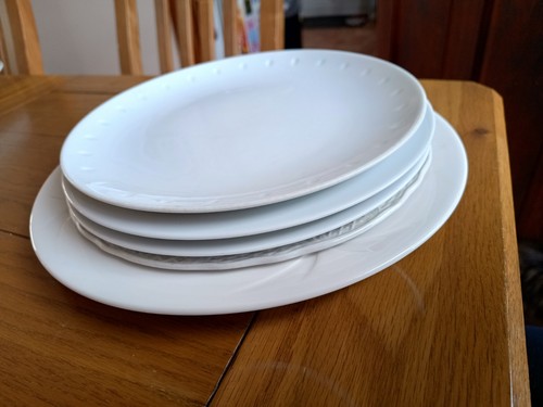 White porcelain serving - 5x,
