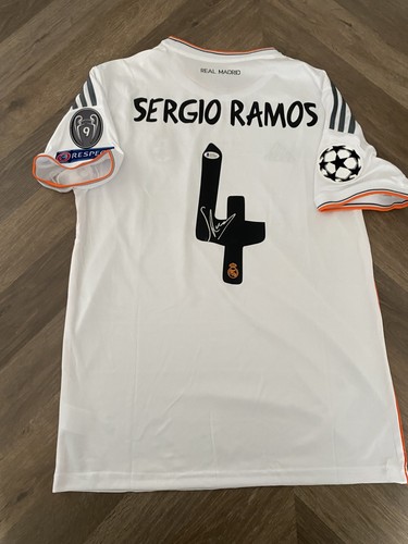 Sergio ramos hand signed real - sergio,