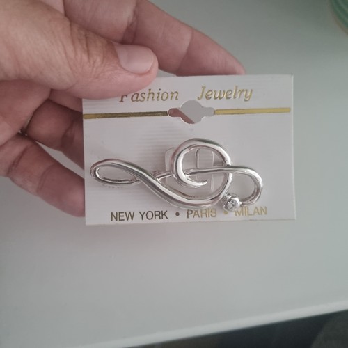 Fashion jewellery treble clef - jewellery,