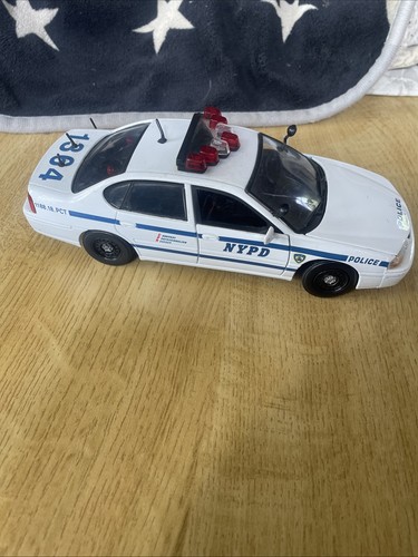 Scale nypd 2002 - 1/24,