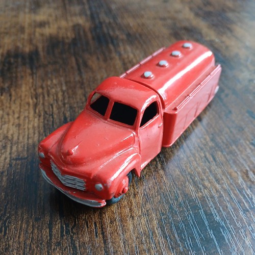Dinky toys 30p studebaker - dinky,