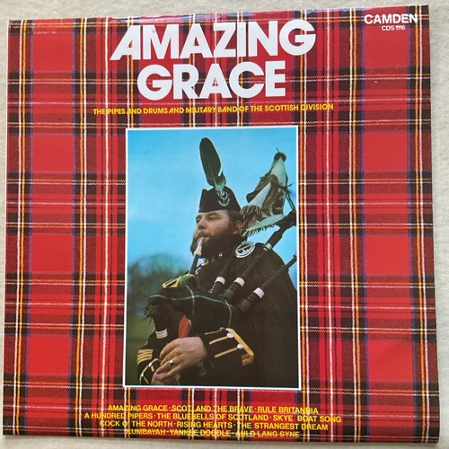 Pipes and drums - pipes, military