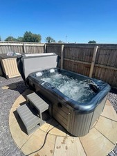 NEW DUAL LOUNGER+ 3 SEAT LUXURY HOT TUB AMERICAN BALBOA 13AMP 32amp SPA IN STOCK