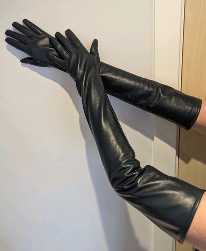 Beautiful dark blue leather - beautiful,