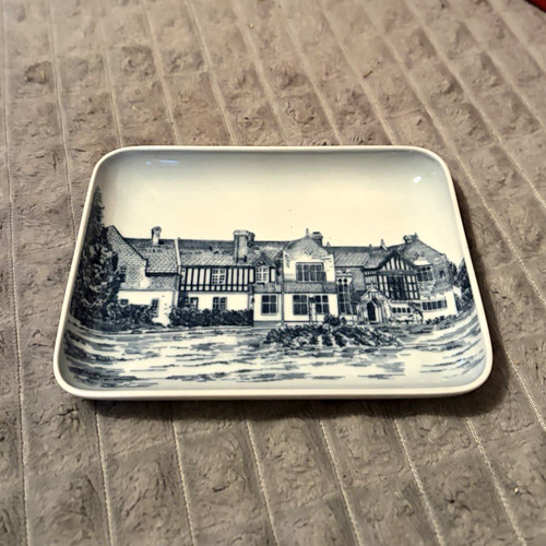 Danish blue white square - &,
