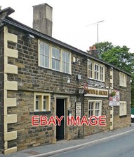 PHOTO  HALIFAX CROWN & ANCHOR