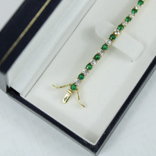 Yellow gold finish - yellow,