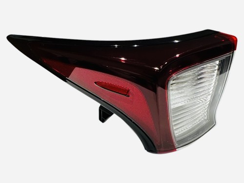 Rear upper tail light lamp - upper,