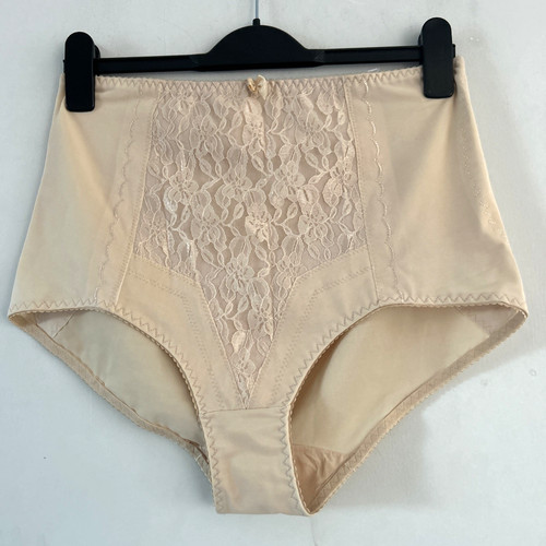 Bnwt camille ladies size - bnwt,
