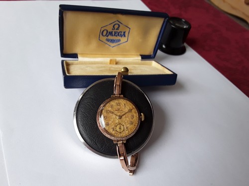 Omega ladies vintage 9ct gold - omega,