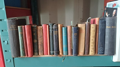Small vintage and antique - and,