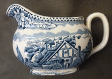 LOVELY CERAMIC CREAMER BLUE & WHITE WOODLAND WOOD & SONS BURSLEM ENGLAND COTTAGE