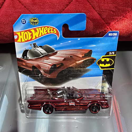 Hot wheels batman series - batman,