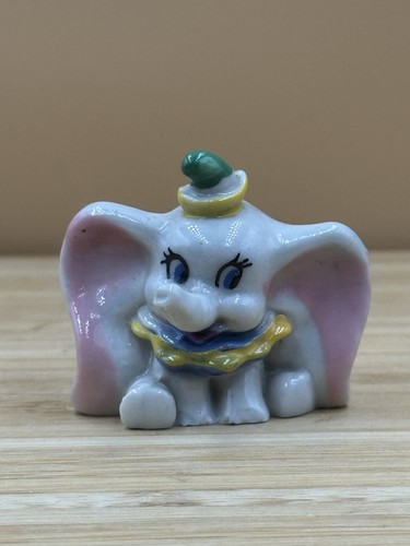 Wade whimsie disney dumbo - wade,