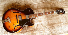 Washburn J3 Guitar. Sunburst