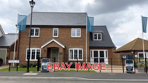 Photo show house - house., bartlett