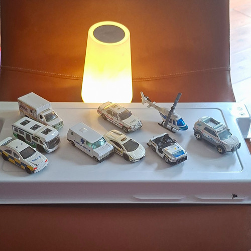 Diecast plastic mixed - 1:64, diecast/plastic