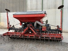 KRM R.TI 4m Drill Mounted On Farm force Drill Mate