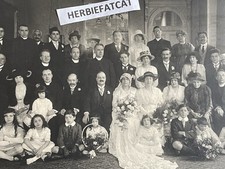 1920'S WEDDING GROUP PHOTO BRIDE FAMILY & PRIESTS VICARS FASHION HATS GLASGOW