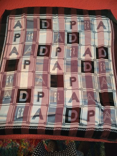 Prada sik square scarf - square,