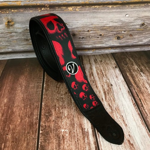 Handmade padded red - red, skull