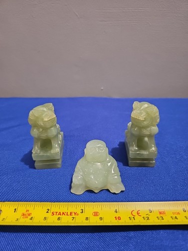 Jade foo dog hand - jade, fu