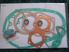 814D ENGINE GASKET SET for