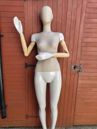 Full size female fibreglass - full,