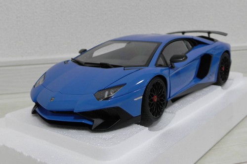 Autoart lamborghini - 1/18,