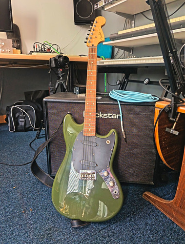 Fender mustang olive green - mustang,