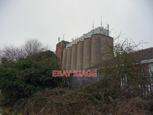 Photo andover grain silo - andover,