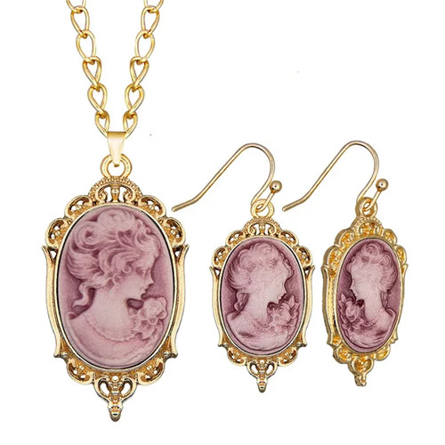 Vintage cameo necklace - cameo,
