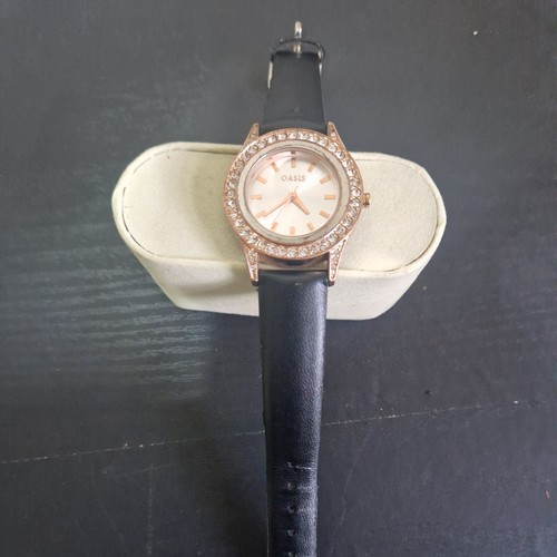 Ladies watches used - used, preowned