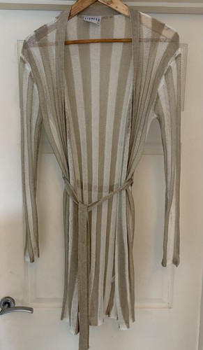 Lioness robe size - lioness,